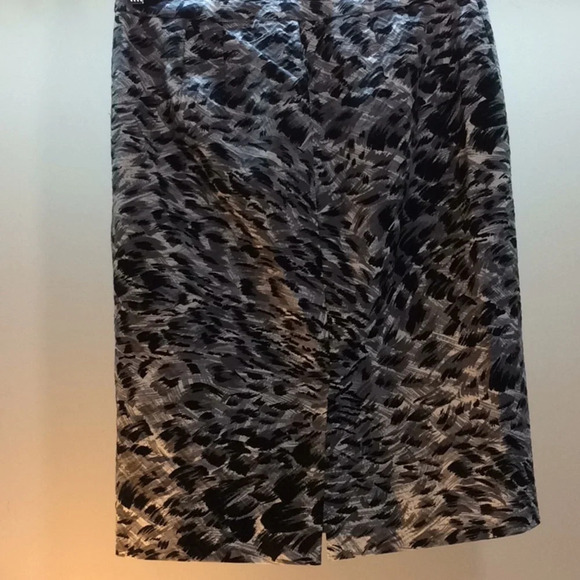 Talbots Gray, Black&White Pencil Skirt Side Zipper - Picture 3 of 8